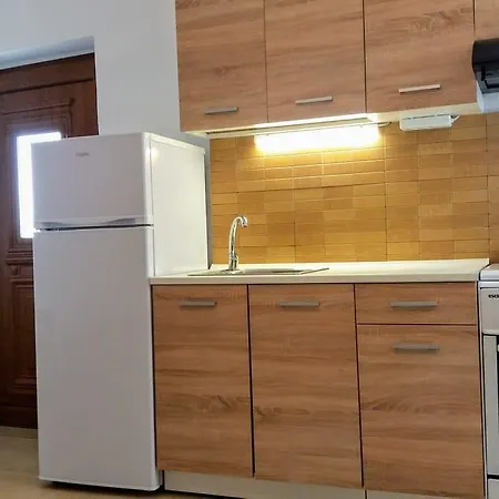 Marianthi's Stone House * 圣尼古拉奥斯