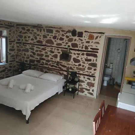 Marianthi's Stone House Dom wakacyjny *
