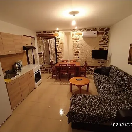 Dom wakacyjny Marianthi's Stone House *