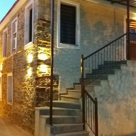 Marianthi's Stone House *