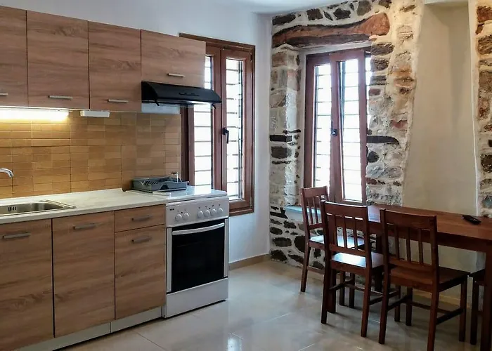 Marianthi's Stone House * Agios Nikolaos (Chalkidiki)